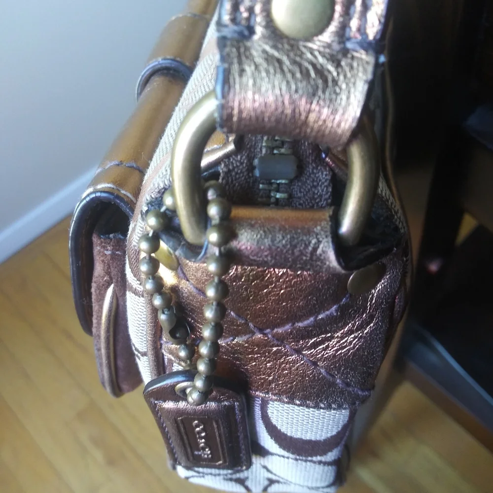 Coach limited edition signature print shoulder bag